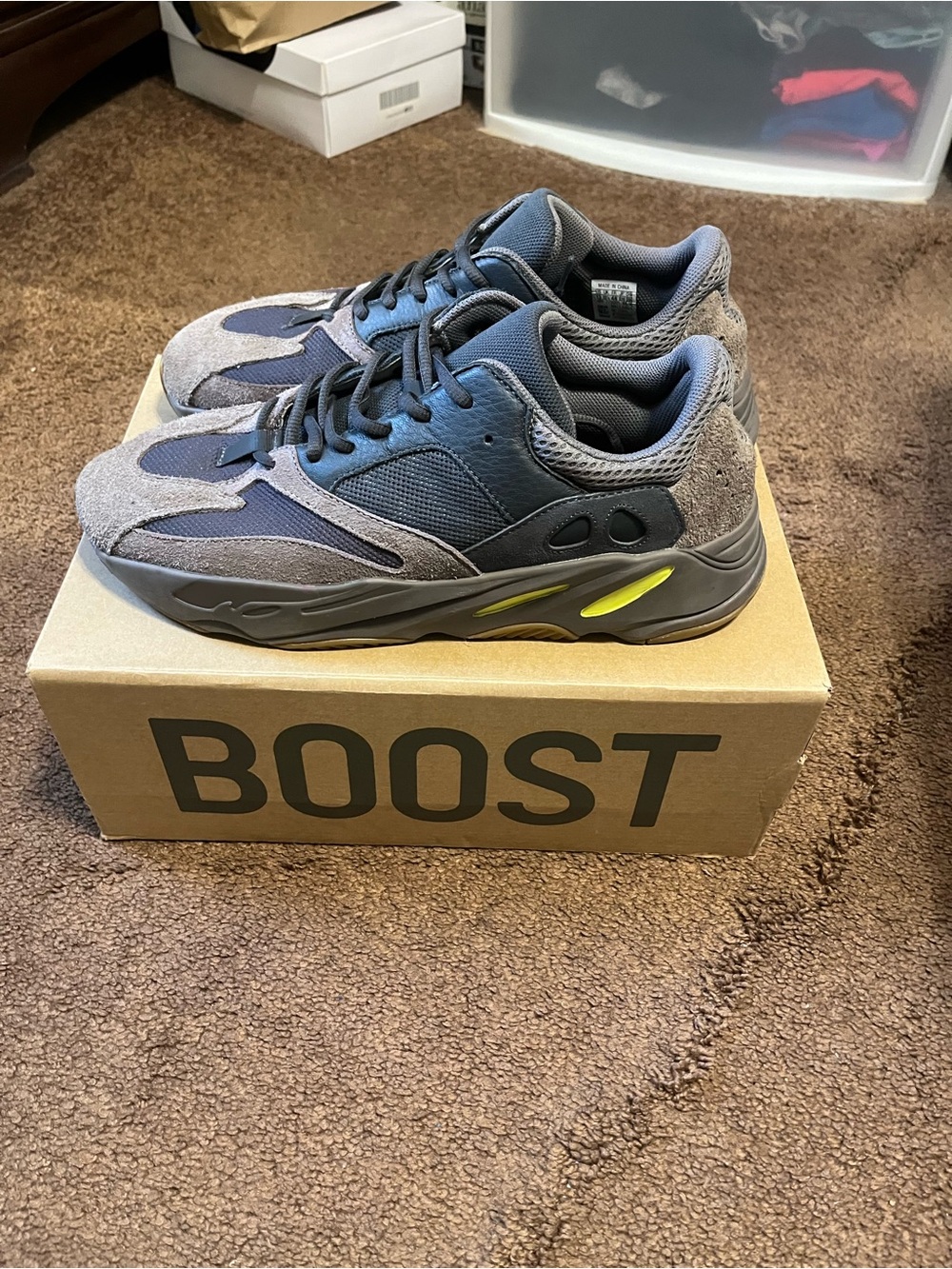 2018 Adidas Yeezy Boost 700 'Mauve'
